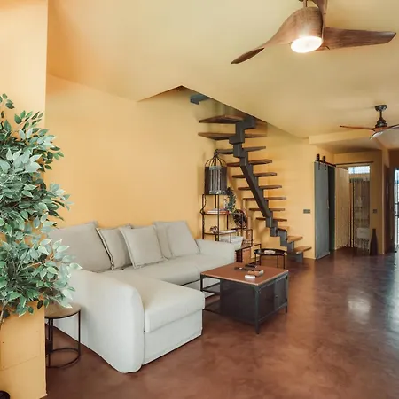 Villa Apapache With Private Heated Pool And - 5 Min Walk *